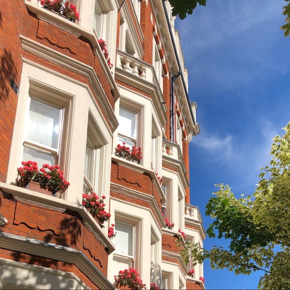 Meet your Posher, Andrea - Picture 1 of 1